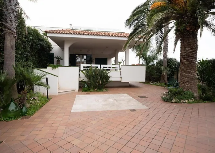 B&B TORRE AZUL FRONTEMARE - Bisceglie